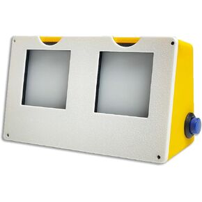 عارض أفلام 135، عارض إطار صور فيلم عكسي، يمكن أن يحمل مشبكين فيلم 135، سمك أقل من 2 مم، تصميم قابل لإعادة الشحن، يمكن استخدامه أيضًا كإضاءة ليلية صغيرة in Kuwait