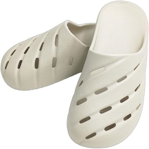مصنوعة من المطاط المرن ، هذه الأحذية خفيفة الوزن تضمن الراحة طوال اليوم مع الحفاظ على قدميك في مأمن من الرمال الساخنة والصخور الحادة والأسطح الزلقة. يجعل تصميم الانزلاق سهلاً للارتداء ، ويلبي اللوحين اللتين يلبي كل من الرجال والنساء. in Kuwait
