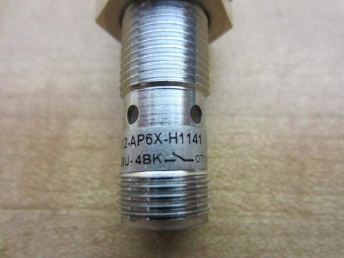 TURCK NI8U-M12-AP6X-H1141 (1644140)، 1 LED، 10-30 VDC، مقاس 12 مم، 4 دبابيس، نطاق 8 مم، حثي، M12 EUROFAST ذكر، غير قابل للتبديل، مفتوح بشكل عادي، خيط جزئي، PNP (مصدر)، مستشعر، ستاندارد، سترا in Kuwait