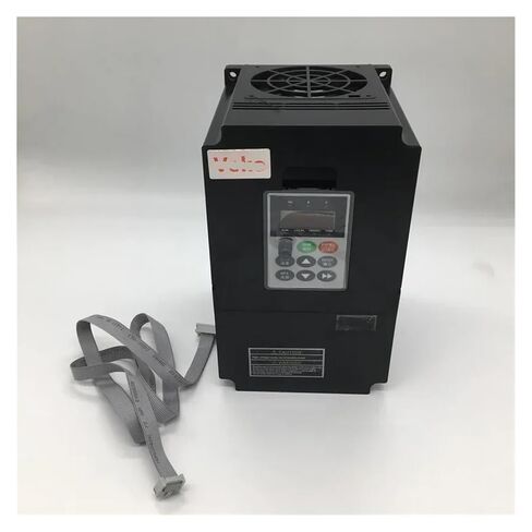 4.5KW 220v ER20 24000rpm 100mm محرك المغزل المبرد بالماء + 5.5kw VFD + 75W طقم مضخة مياه in Kuwait