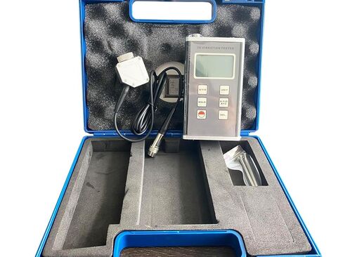 Handheld 3D Vibration Tester Vibrometer with Piezoelectric Accelerometer Sensor Measures 3 Channel Range Acceleration 0.1~400m/s² 10Hz~10kHz Used for Measuring Periodic Motion ﻿ in Saudi Arabia