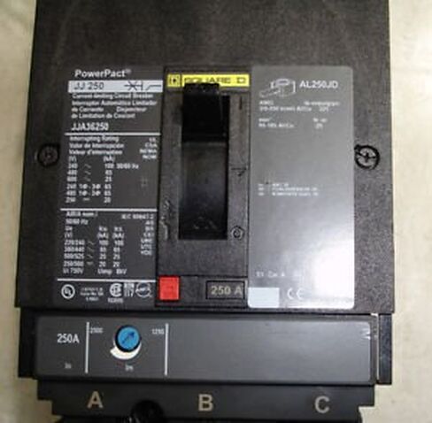Square D Type JJA36250 Circuit Breaker 3 Pole 600 Volt in Saudi Arabia