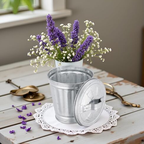 علبة قمامة صغيرة مجلفنة فضية مع غطاء، سلة مهملات صغيرة دلاء معدنية صغيرة مع أغطية صغيرة منضدية معدنية سلة قمامة معدنية وعاء زهرة القلم Holde المهملات، سلال مهملات، 3.74 بوصة in Kuwait