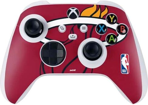 ملصق Skinit المخصص للألعاب متوافق مع وحدة تحكم Xbox Series S - تصميم شعار كبير مرخص رسميًا من NBA Miami Heat in Saudi Arabia