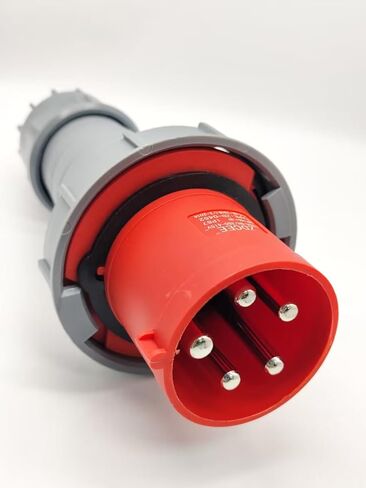 مقاوم للماء موصل صناعي التوصيل 5Pin 125A-6H 380V-415V 3P + E + N IP67 in Kuwait