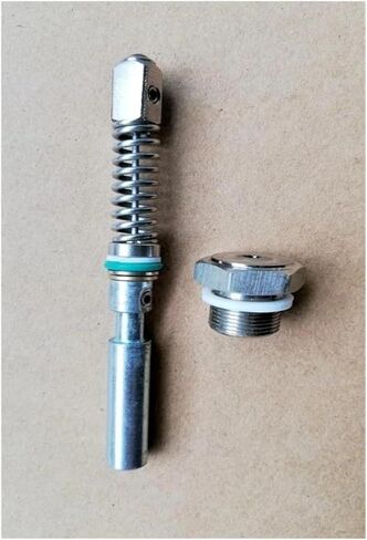 Airless, fits repair kit + 517 nozzle, silver 5000 PSI. - in Saudi Arabia