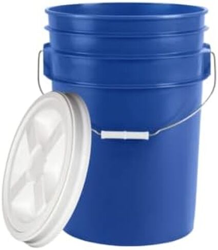 دلو بلاستيكي كبير من هاوس ناتشورالز سعة 6 جالون من البلاستيك بدرجة الطعام مع برغي محكم الغلق على الغطاء (عبوة من 3 قطع) مصنوع في الولايات المتحدة الأمريكية in Kuwait