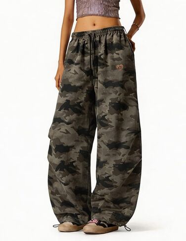 Aelfric Eden فضفاض برميل Sweatpants كامو العسكرية واسعة الساق Sweatpants Y2k الشارع الشهير السراويل السراويل in Kuwait