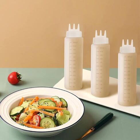 4 عبوات من زجاجات الضغط البلاستيكية سعة 23oz، زجاجات البهارات، موزعات الصلصة القابلة لإعادة الملء مع فوهة ثلاثية الفتحات للكاتشب والشراب والتتبيلة والزيت والعسل in Kuwait