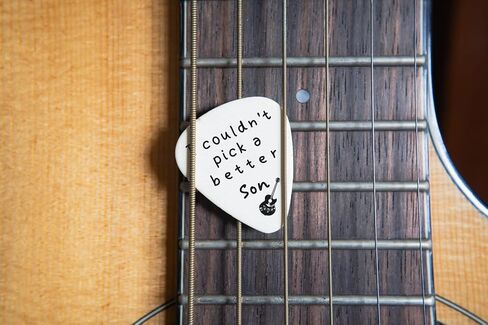 Ptzizi I Couldn’t Pick A Better Son, Stainless Steel Guitar Picks Jewelry for Guitar Player Musician Boys Son Graduation Birthday Christmas Gifts in Kuwait