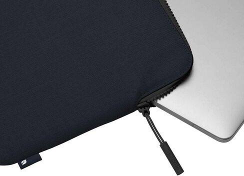 حقيبة كمبيوتر محمول رفيعة من Incase لجهاز MacBook Pro مقاس 13 بوصة أو جهاز MacBook Air مقاس 13 بوصة - حقيبة كمبيوتر محمول Woolenex - حافظة كمبيوتر انسيابية لحماية ممتازة (13.5 × 9.5 × 0.75 بوصة) - كحلي منقط in Saudi Arabia