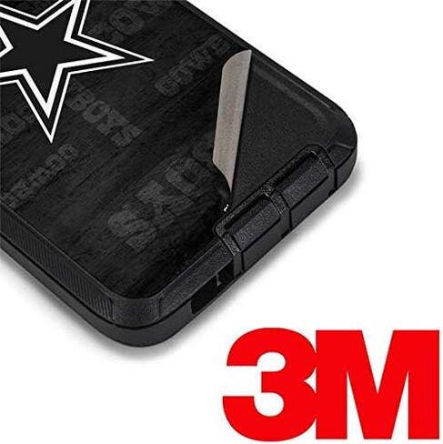 ملصق Skinit متوافق مع OtterBox Defender Galaxy S10 Plus - تصميم أسود وأبيض مرخص رسميًا من NFL Dallas Cowboys in Saudi Arabia