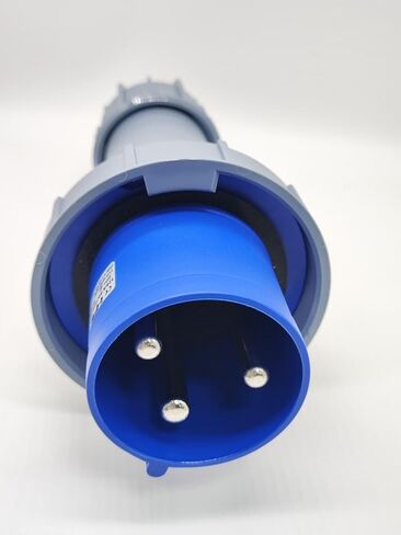 موصل صناعي مقاوم للماء التوصيل 3Pin 125A 220V-250V 2P + E IP67 in Kuwait