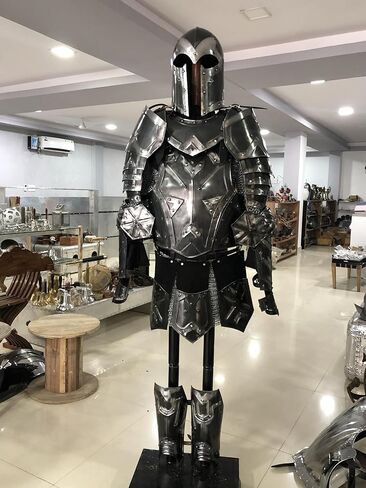 بدلة درع القرون الوسطى من ARTIZANSTORE مصنوعة من الفولاذ الأسود على طراز LARP قزم بدلة درع كاملة بدلة الهالوين بدلة درع in Saudi Arabia