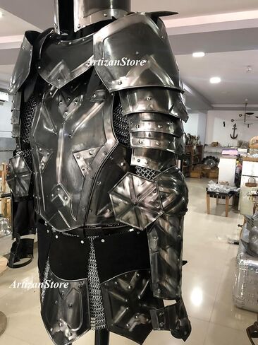 بدلة درع القرون الوسطى من ARTIZANSTORE مصنوعة من الفولاذ الأسود على طراز LARP قزم بدلة درع كاملة بدلة الهالوين بدلة درع in Saudi Arabia