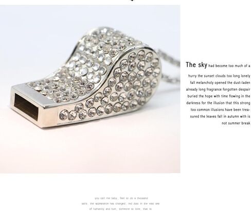 صافرة، صافرة بلينغ، حجر الراين الكريستالي المعدني مع سلسلة مفاتيح للمدرب/الحكم/التدريب/حارس الإنقاذ/المعلمين (فضي) in Kuwait