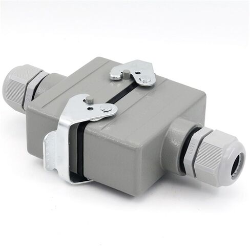 Heavy Duty Connector Docking Core Pins Electrical Waterproof Socket for Industrial Machine Tools 500V 16A in Saudi Arabia