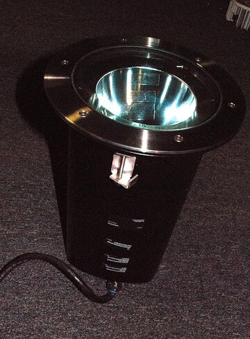 ERCO TESIS IN-GROUND LUMINAIRES HIT-TC-CE 39W metal halide G8.35 4000lm NEW in Kuwait