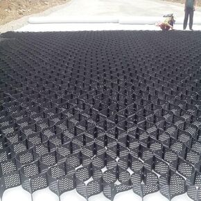 Heavy Duty 2-Inch Driveway Grids | Durable Polyethylene Geo Grids for Garden Shed Base, Landscape Design, Patios & Walkways | Enhance Stability & Drainage in Kuwait
