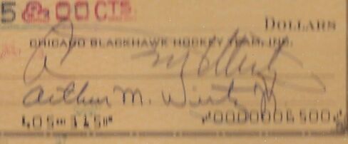 Beckett Arthur Wirtz Signed 1962 Chicago hawks Official Check #5563 - NHL Photomints and Coins in Saudi Arabia