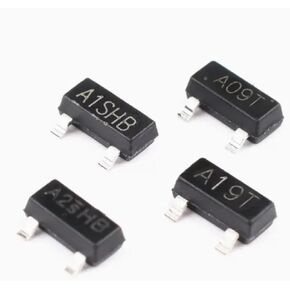 SI2300 SI2301 SI2302 SI2303 SI2304 SI2305/2306/2308 SOT23 A1/A2SHB SMD MOS الترانزستور 50 قطعة (SI2303) in Kuwait