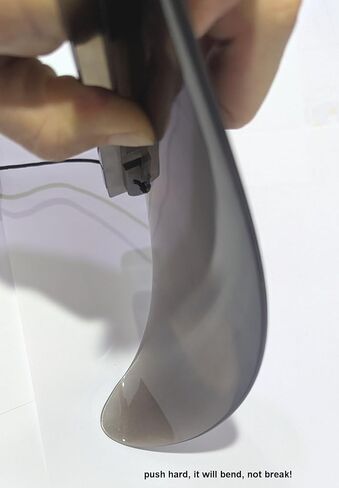 4.6 بوصة صندوق الولايات المتحدة زعانف مركزية آمنة بديلة ناعمة للنفخ SUP واقفة على لوح التجديف النهري لركوب الأمواج في المياه البيضاء airSUP منزلق دبوس Gummy Skeg in Kuwait