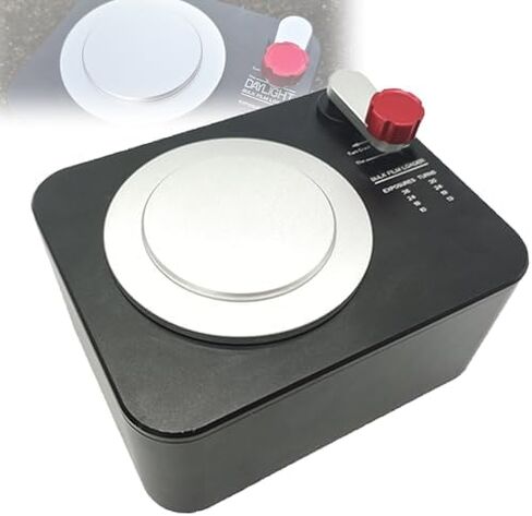 35mm Film Dispenser with Locking Lid & Rewind Handle, Felt Separator, Holds 30 Rolls for Retro Camera Enthusiasts in Kuwait