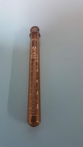 أنبوب اختبار كهرماني من Beyondsupply-lab مع خط مقياس غطاء سدادة زجاجية 10 مل (مجموعة من 5) جديد in Kuwait