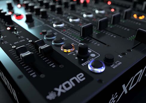 Allen & Heath Xone:92 Mk2 Analog 4-channel DJ Mixer in Saudi Arabia