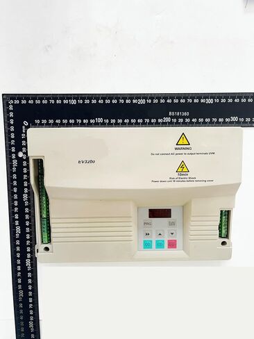 EV3200-2S0004A 0.4KW محول تردد المصعد 1PH التيار المتناوب 200-240 فولت 5.3A 50/60 هرتز قطع غيار المصعد عاكس تردد الرفع in Kuwait