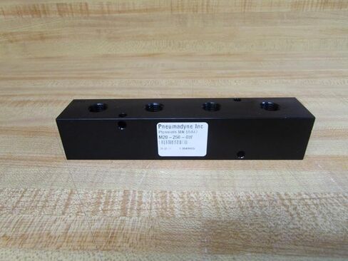 M20-250-4W، مشعب مضمن، 4 محطات، إدخال 3/8 NPT، إخراج 1/4 NPT، تباعد الإخراج 1.5 بوصة in Kuwait