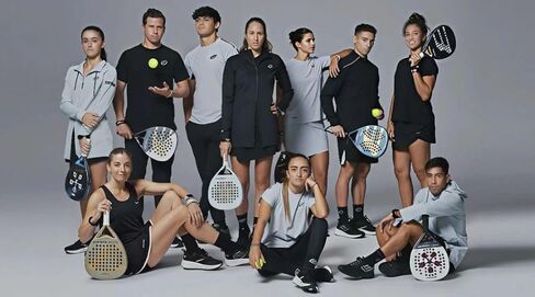 BULLPADEL Padel Racket Vertex 05 Comfort 2026 | Total Play Pala de Padel for Comfortable & Accessible Game | Diamond Shape, Fibrix Face, Multieva Core | Air Power, Curvaktiv Stability & Custom Weight in Kuwait