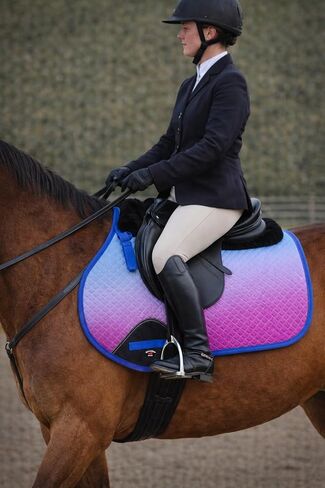 CHALLENGER Horse English Contoured Quilted All Close Contact Trail Saddle Pad Ombre 72172 in Saudi Arabia