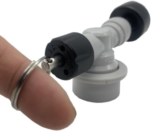 1Pcs Craft Beer Keg American Standard Keg Carbon Dioxide Pressure Gauge CO2 Pressure Reducing Valve Quick Connector 0-15psi Pressure Gauge Adjustable Quick Connector in Saudi Arabia