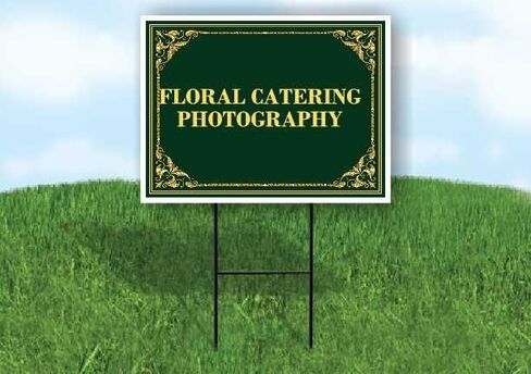 التصوير الفوتوغرافي لتقديم الطعام في عيد القديس باتريك، البرسيم الأيرلندي، أسهم اتجاهية ذهبية فاخرة، إطار على شكل حرف A مزدوج الجوانب مقاس 23 × 23 بوصة. in Kuwait