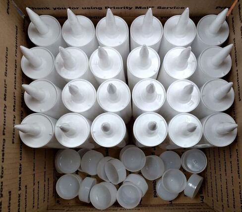 Empty Fillable Plastic Caulk Tube 300 ml. Also Know as 10 oz. 11 oz. Standard Size and Pint Size Caulk Tube (24 Pack) in Kuwait