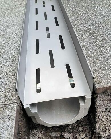 Heavy Duty Stainless Steel Drainage Trench Cover & Grates - Durable Channel Drain for Driveway, Patio, Farm, Factory, Deck - 25x30cm & 15x11cm Sizes in Kuwait