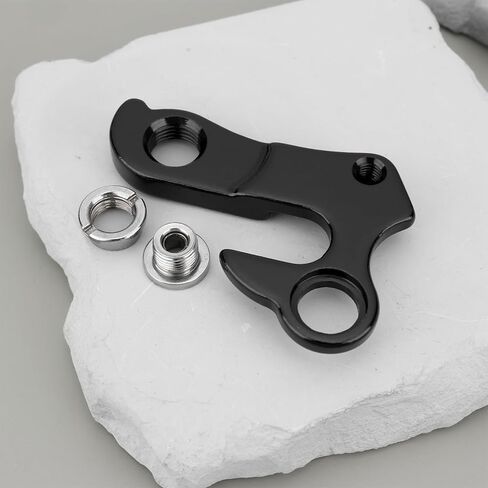 ECSiNG Rear Derailleur Hanger with Screws & Nuts Compatible with Giant ATX XTC Yukon Boulder Rincon Reign Talon in Saudi Arabia
