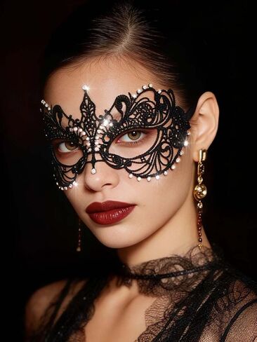 Bounzhi Sexy Masquerade Mask Rhinestone Lace Mask Party Eyemask Halloween Mask Ball Costume Accessory for Women in Kuwait
