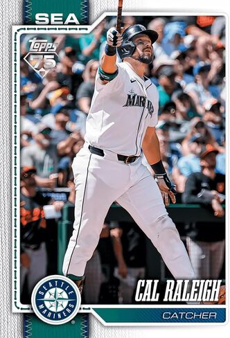 صندوق بطاقات التداول 2026 Topps Baseball Series 1 Super Box (حزمة حصرية مكونة من 5 بطاقات فضية) in Saudi Arabia
