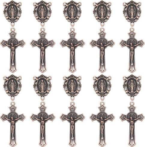 20pcs موصلات مركزية للسباحة الدينية ومجموعة الصليب ، وميدالية ذهبية وسحر متقاطع ، و 1.26 بوصة ميدالية ، و 1.97 بوصة الصليب in Kuwait