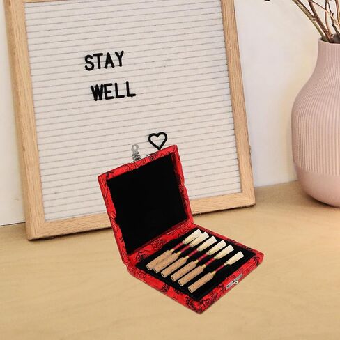 حافظة خفيفة الوزن من Oboe Reed مع غطاء من قماش الحرير الأحمر 6 فتحات صندوق منظم للتخزين من Oboe Reed لملحقات الأدوات والحماية in Kuwait