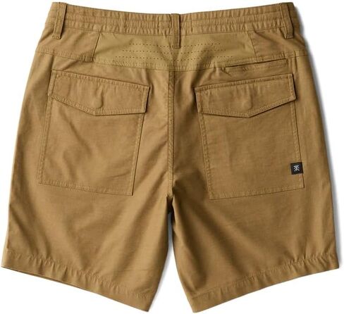 Layover Pro Traveler Shorts in Saudi Arabia