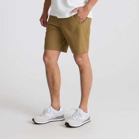 Layover Pro Traveler Shorts in Saudi Arabia