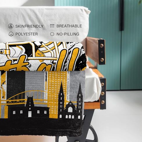 هدايا كرة القدم للرجال والنساء، بطانية كرة القدم مقاس 60 بوصة × 50 بوصة، معدات Merch Gear لعشاق الرياضة، بطانية ملونة للفريق لسرير الأريكة in Saudi Arabia