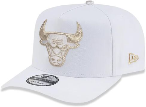 قبعة شيكاغو بولز 9FIFTY A-Frame 6X NBA Finals Champs من New Era باللون الأبيض والفضي والذهبي، قبعة قابلة للتعديل in Kuwait