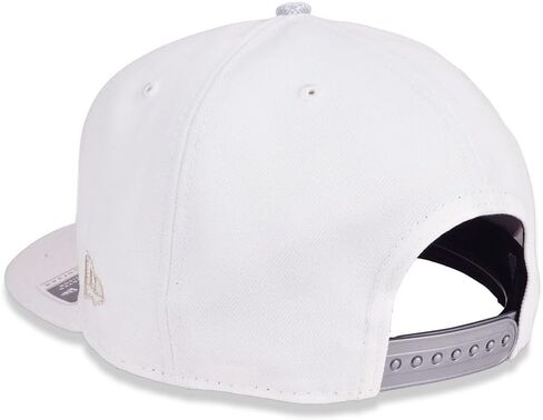 قبعة شيكاغو بولز 9FIFTY A-Frame 6X NBA Finals Champs من New Era باللون الأبيض والفضي والذهبي، قبعة قابلة للتعديل in Kuwait