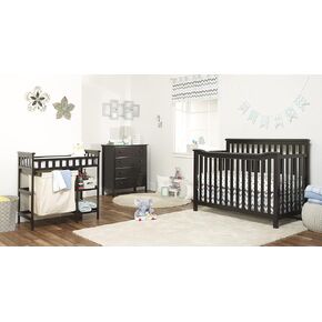 Sorelle Furniture Palisades 3-Piece Nursery Set with 4-in-1 Convertible Crib, 4-Drawer Dresser,and Changing Table with Hamper, Baby Furniture Made of Wood,Non-Toxic Finish,Nursery Furniture Set-White in Kuwait