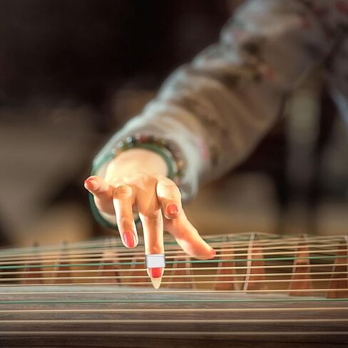 ULTECHNOVO Guzheng إصبع يختار سميكة بوفالو القرن الأظافر وهمية كبيرة الحجم Guzheng ممارسة أدوات حماة الاصبع لون عشوائي in Kuwait