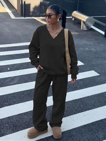 Womens 2 Piece Lounge Sets Casual Long Sleeve V-Neck Pullover Sweatsuits Wide Leg Jogger with Pockets Outfits in Saudi Arabia